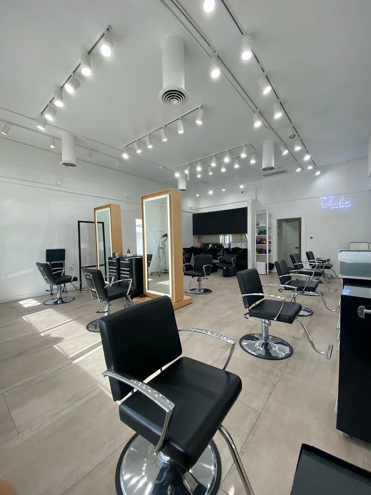 Styling stations and mirrors at The Studio Los Gatos